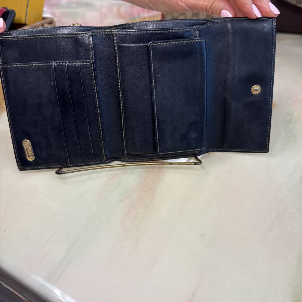 small wallet