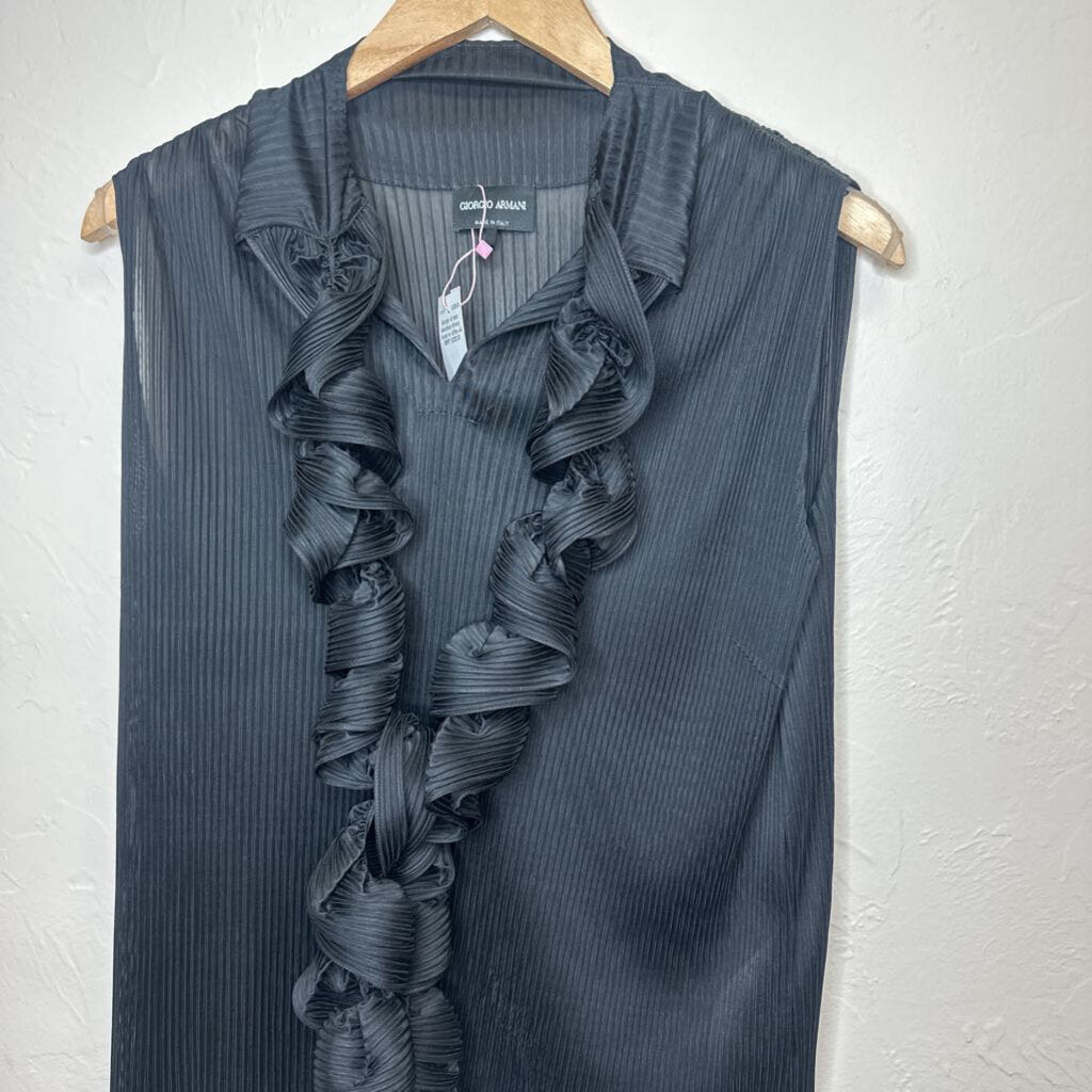 sleeveless dressy blouse w ruffles