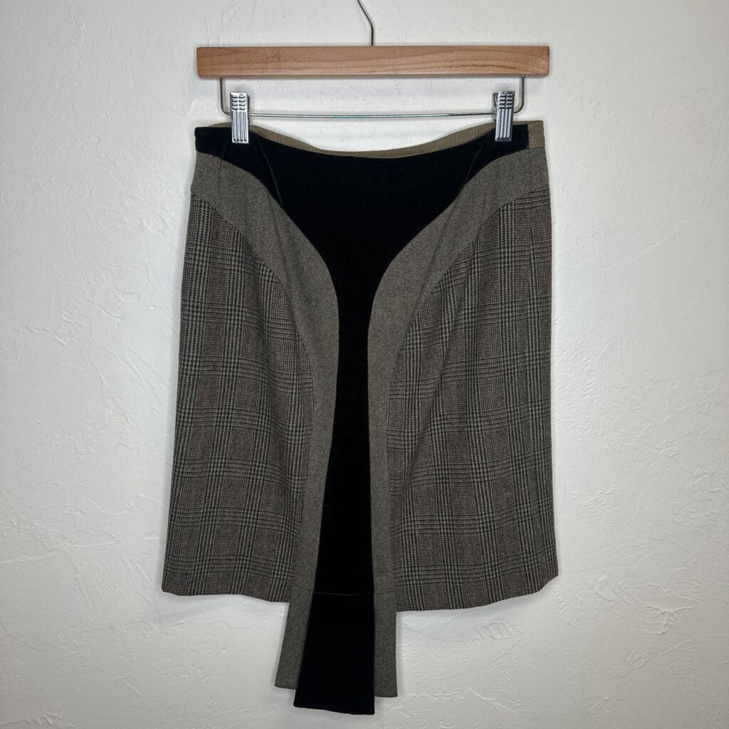 brown plaid skirt