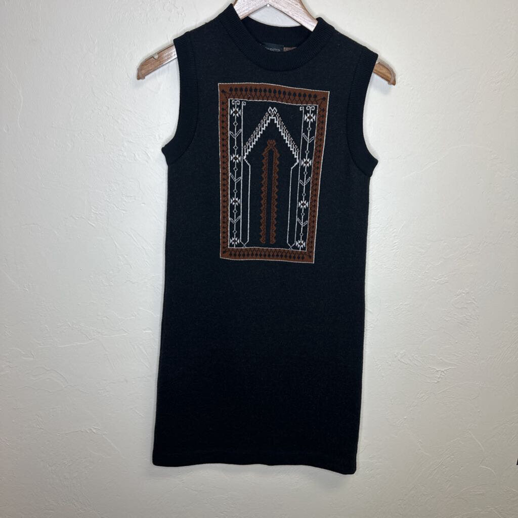 blk sleeveless sweater dress