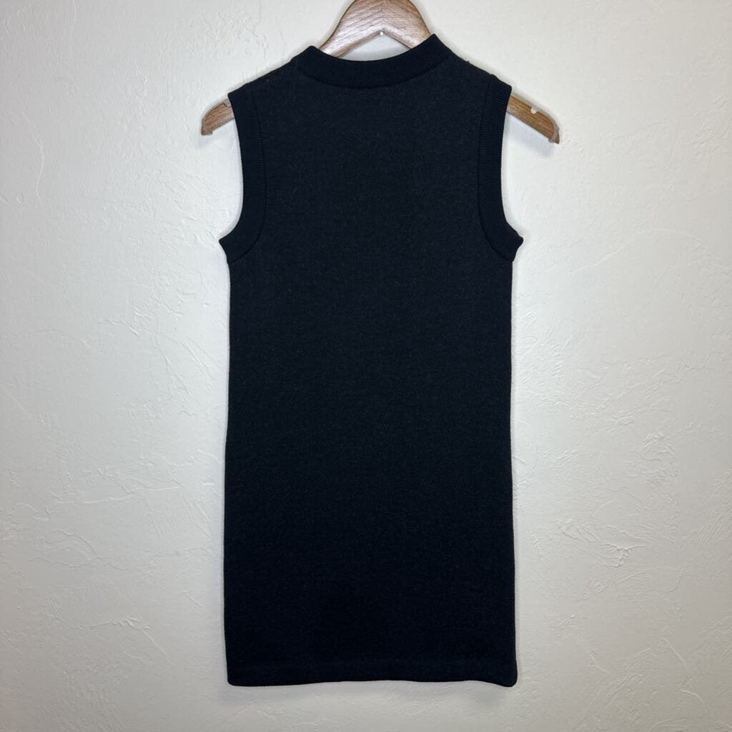 blk sleeveless sweater dress