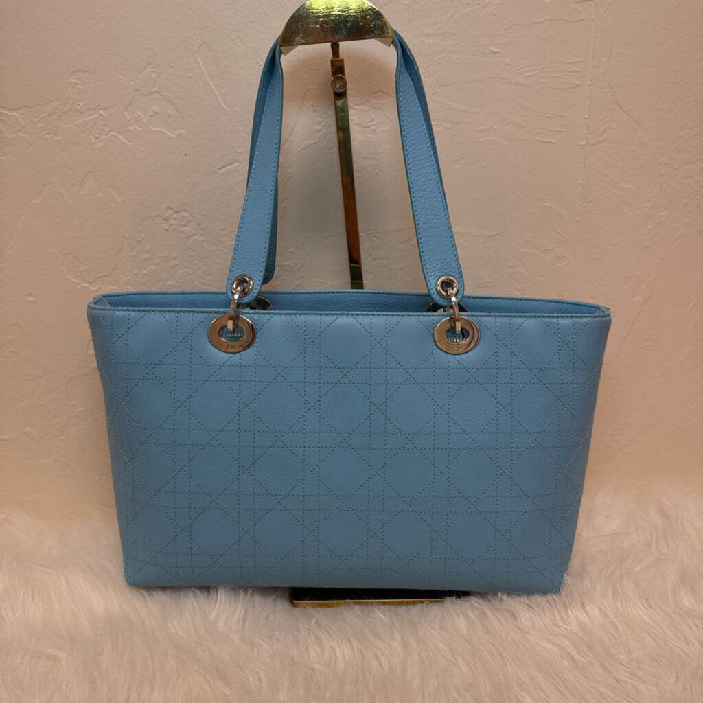 Caviar Leather Cannage Shopping Tote