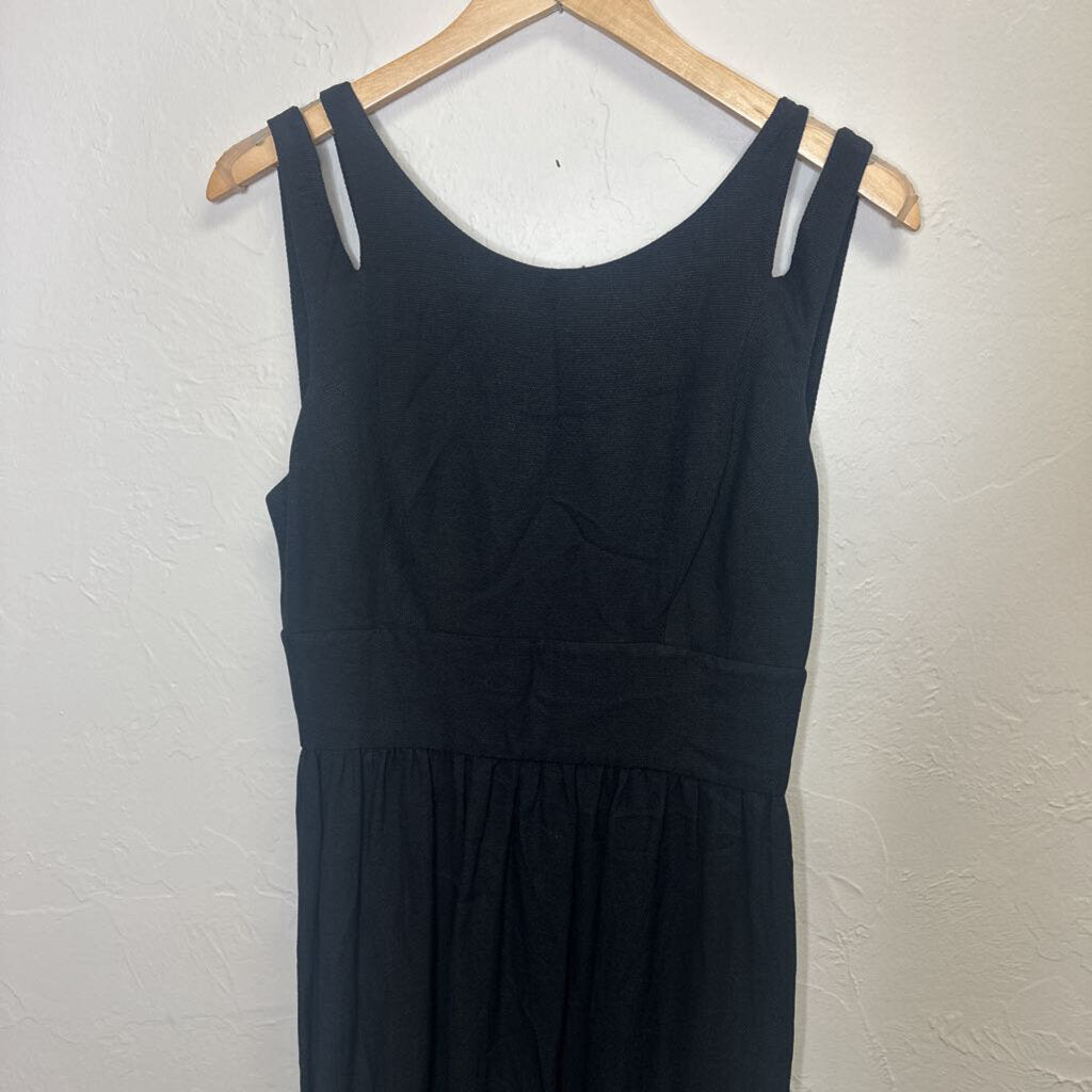 black cocktail dress