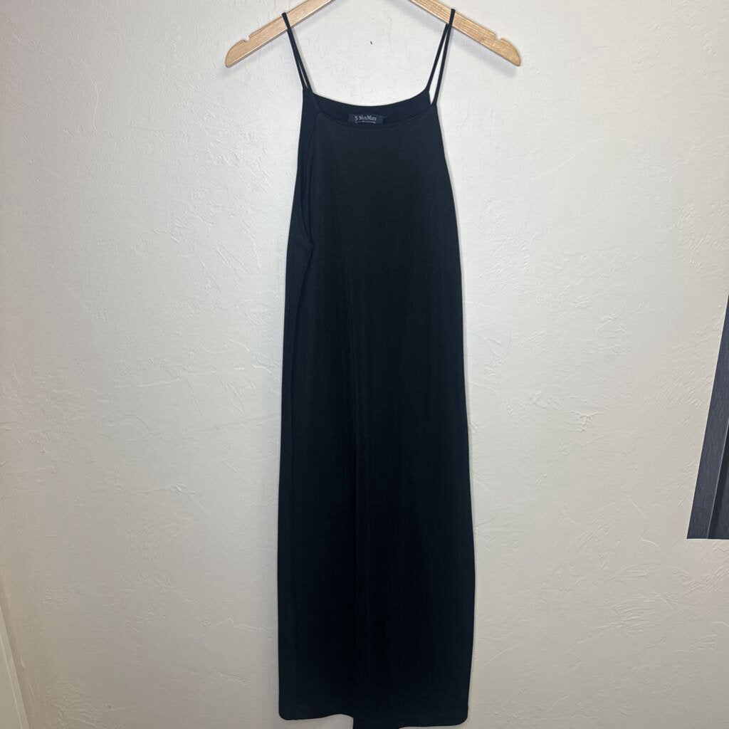 Black long dress