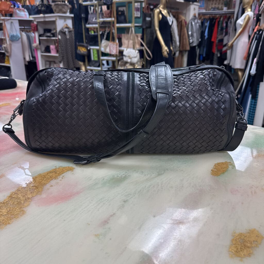 Black Nero Intrecciato Large Classic Duffle