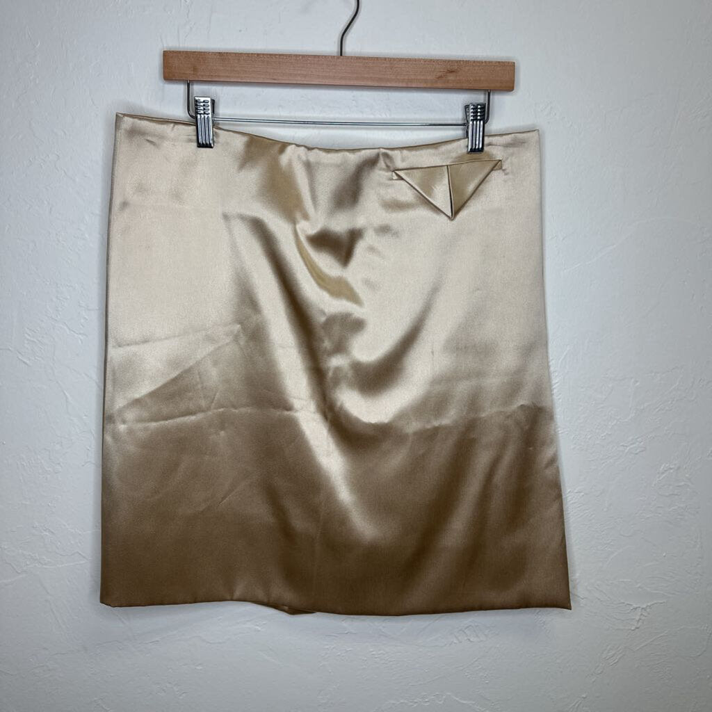 FA19 Gold Skirt