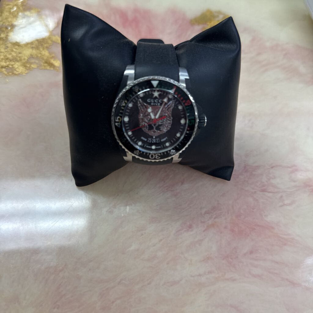 Cruise 2019 Black Rubber and Steel Dive Watch