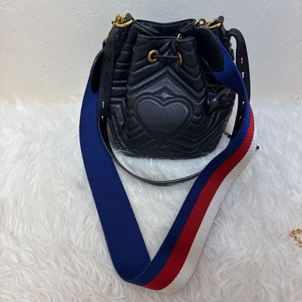 Calfskin Matelasse Sylvie Web GG Marmont Bucket Bag