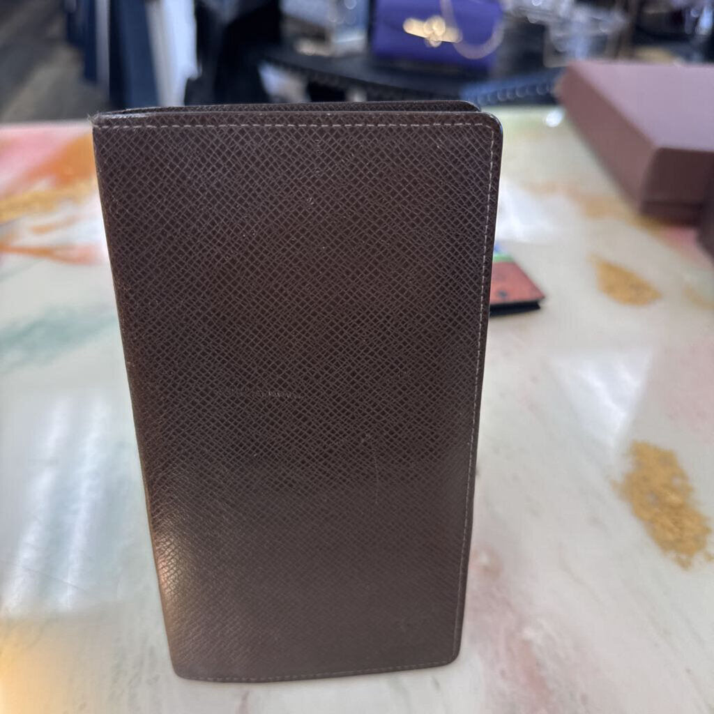 Brown Taiga Leather Brazza Wallet