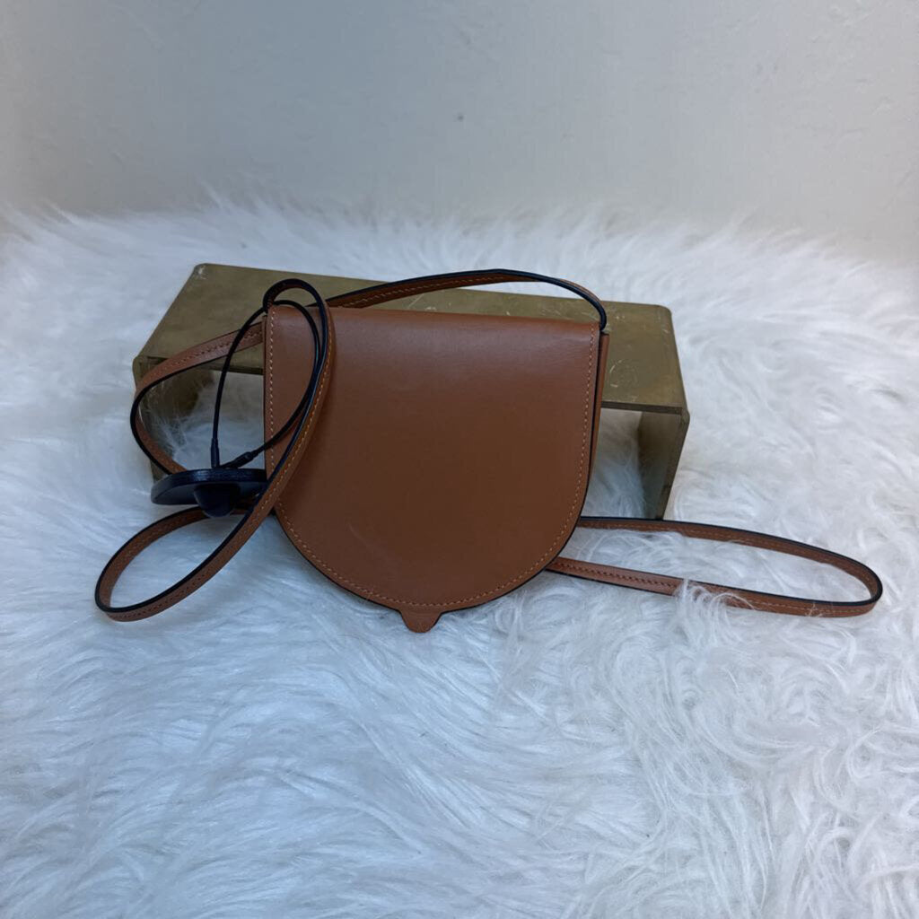 Anagram Logo Heel Pouch Crossbody