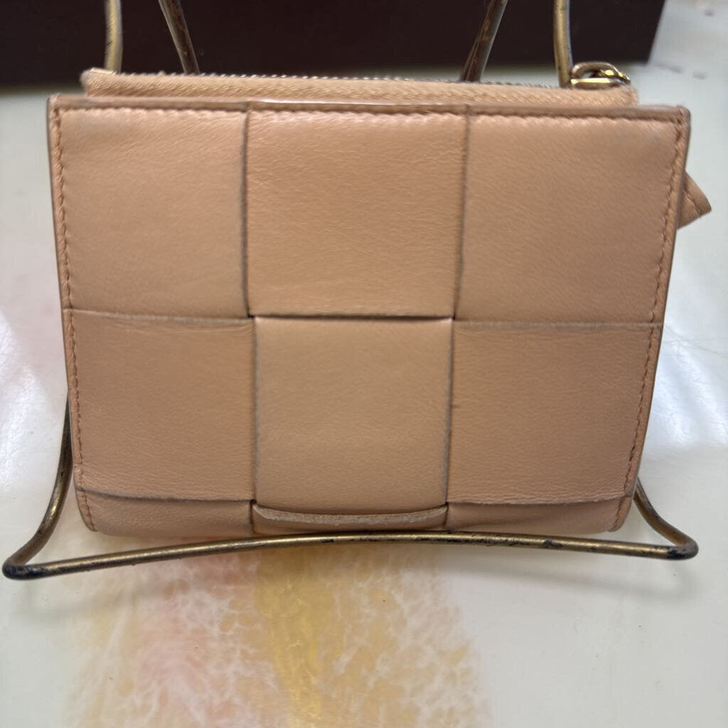 Leather Intrecciato Bifold Wallet