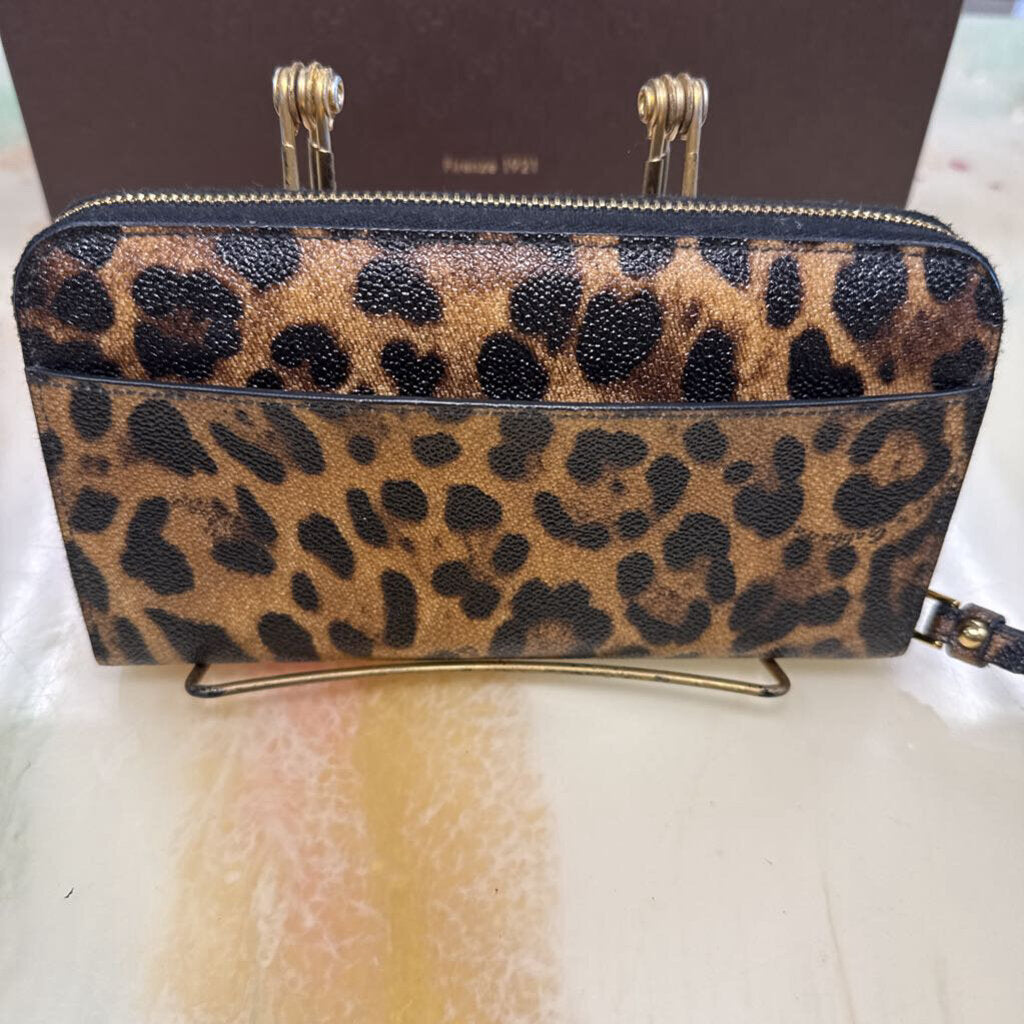 Dolce & Gabbana Leopard Wallet