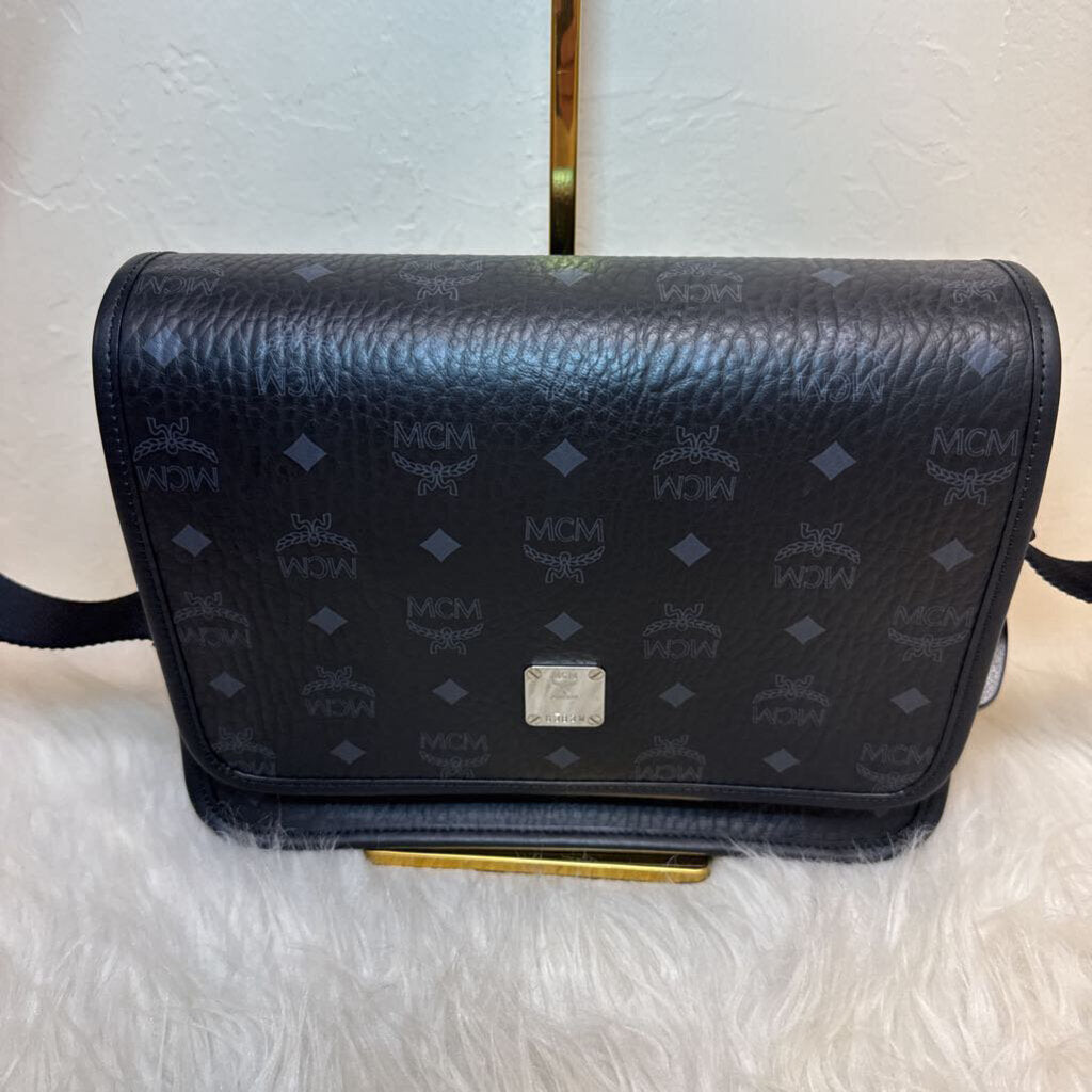 Visetos Black Medium Messenger Bag