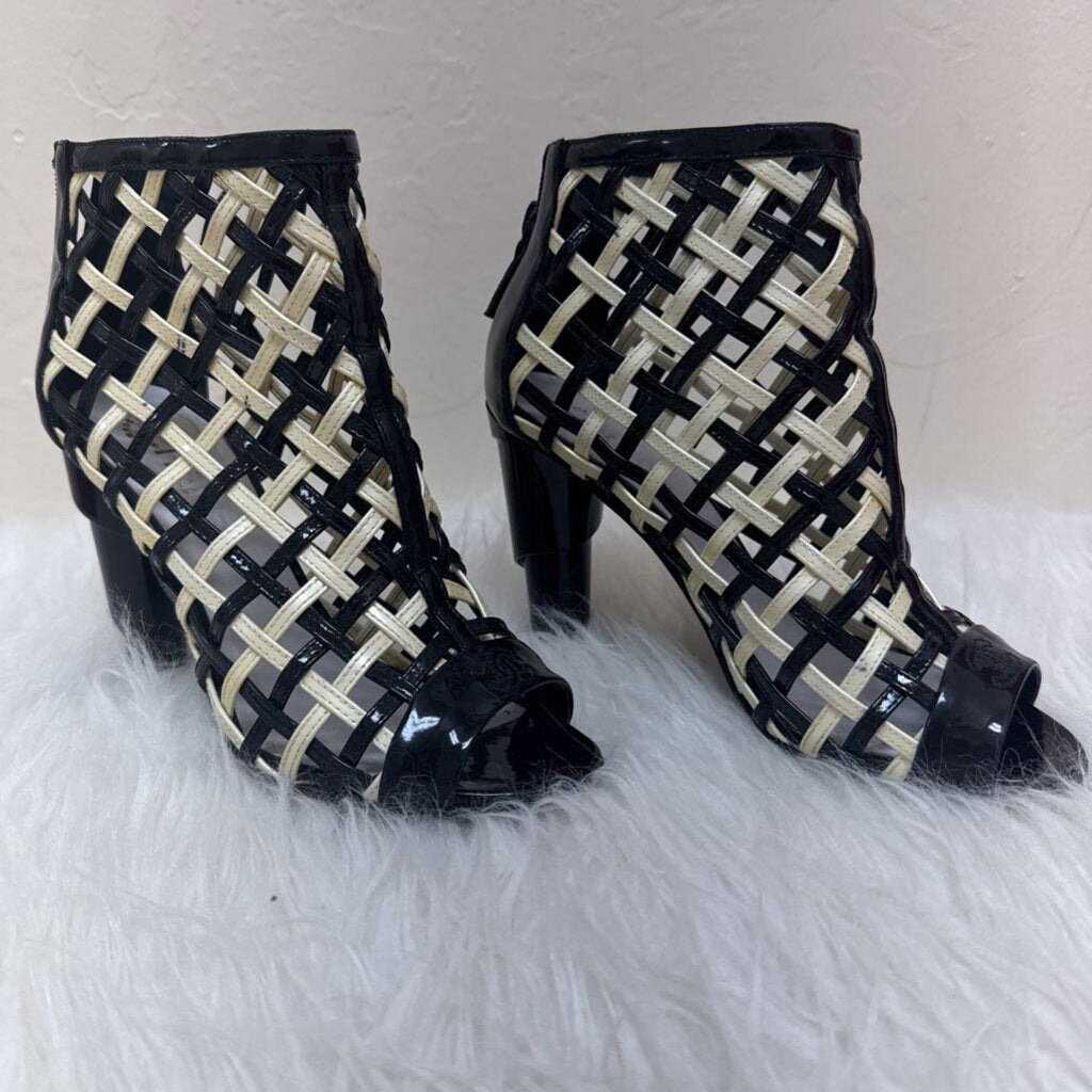 Black & White Patent Leather Open-Toe Cage heel