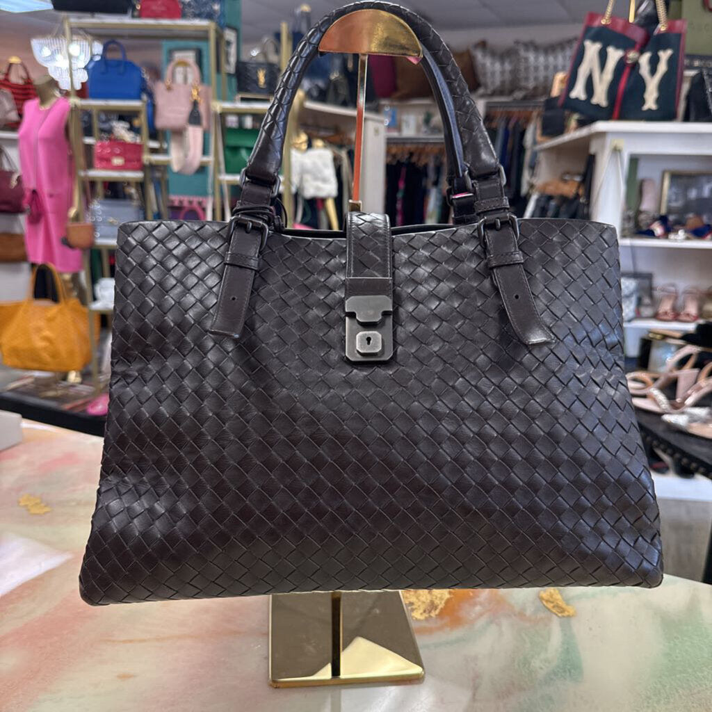 Intrecciato Roma Large Leather