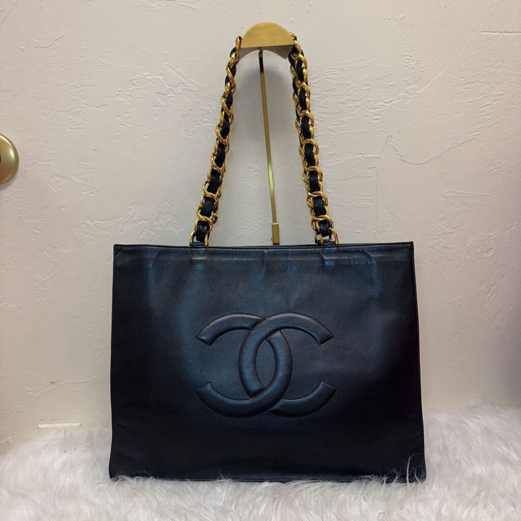 Extra Large Tote w/Gold Chain
