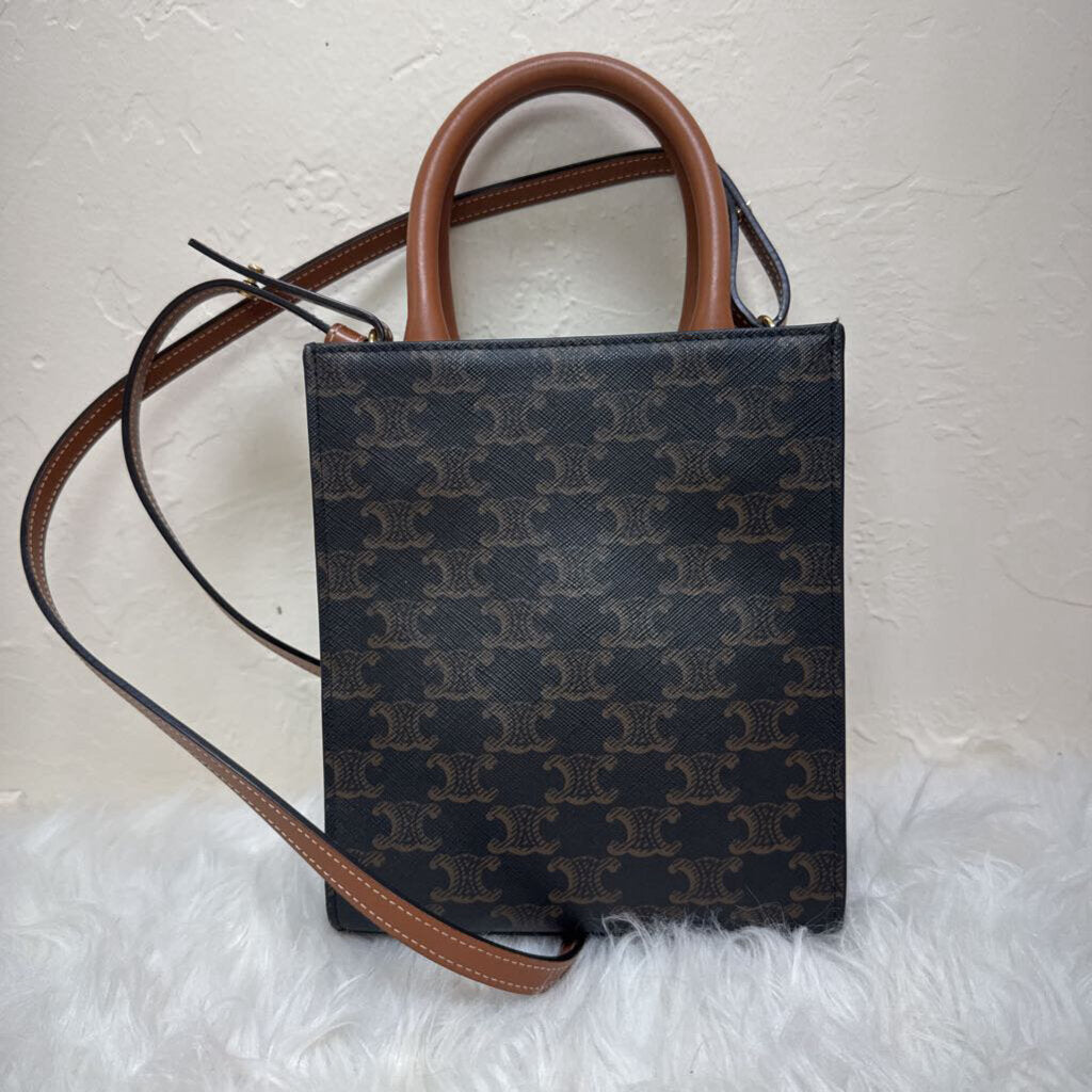 Triomphe Vertical Cabas Mini