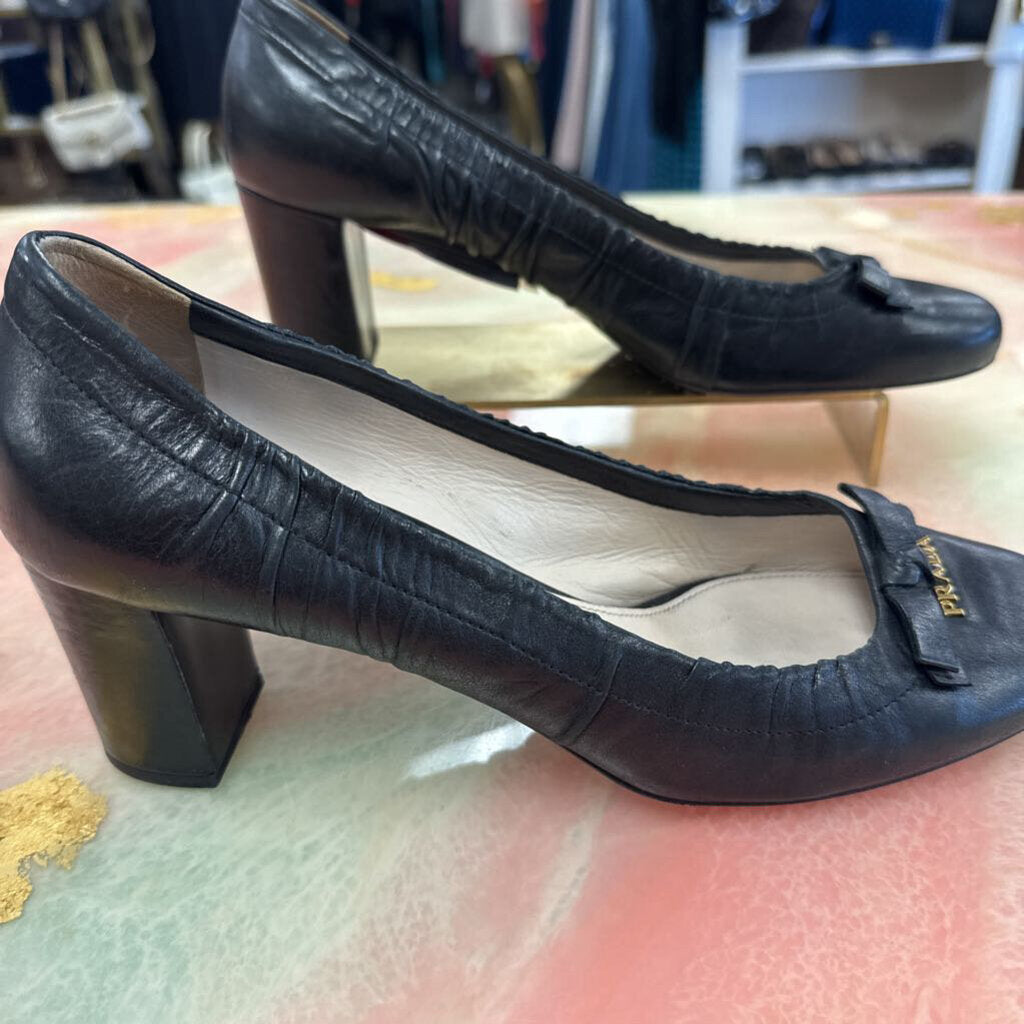 Black Calfskin Ballet Bow Heels