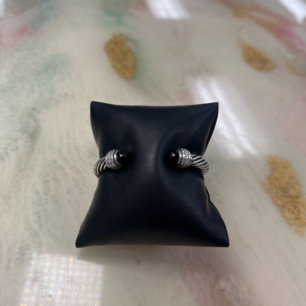 Cable Bracelet with Black Onyx and Diamonds