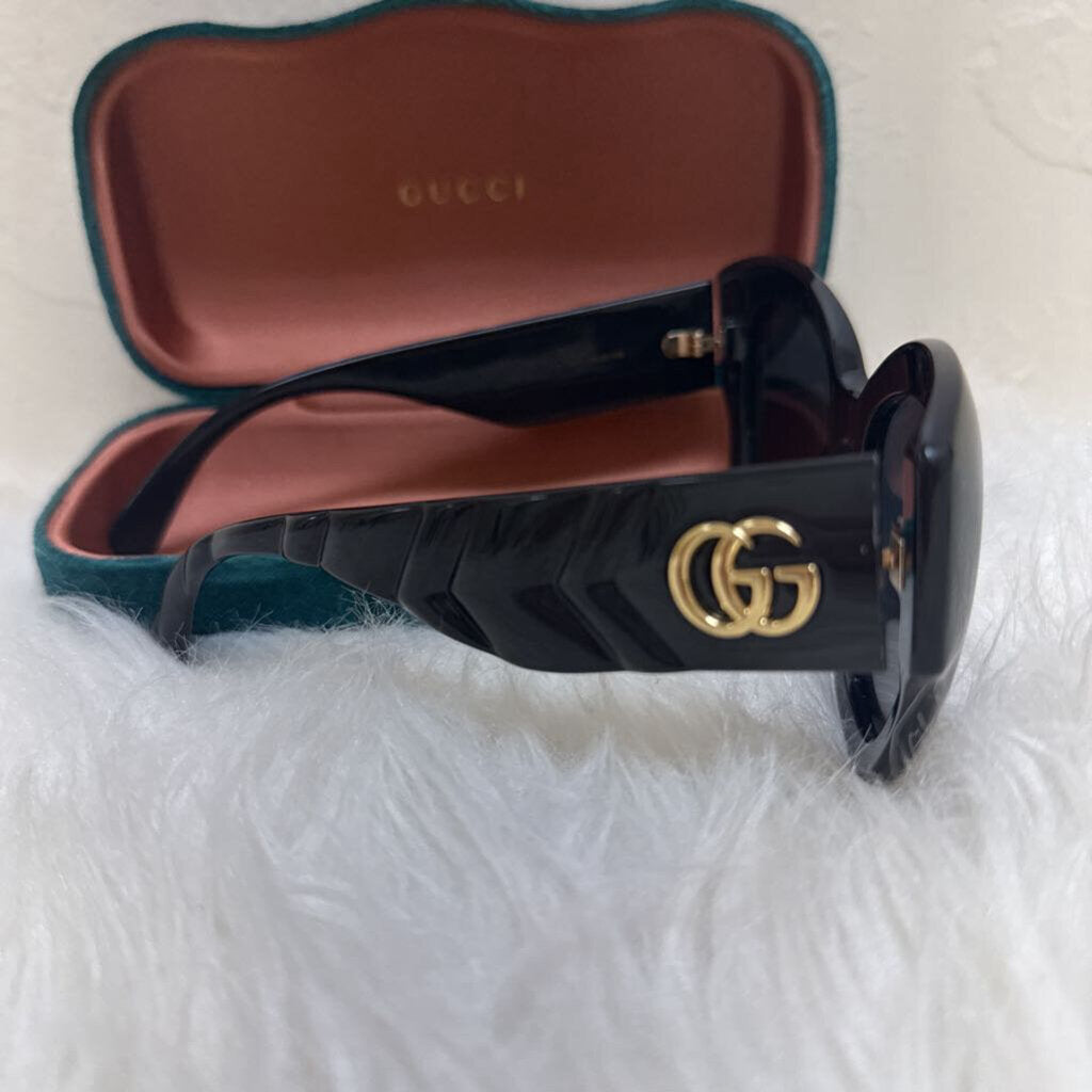 Oversized Acetate Butterfly Sunglasses GG0808S