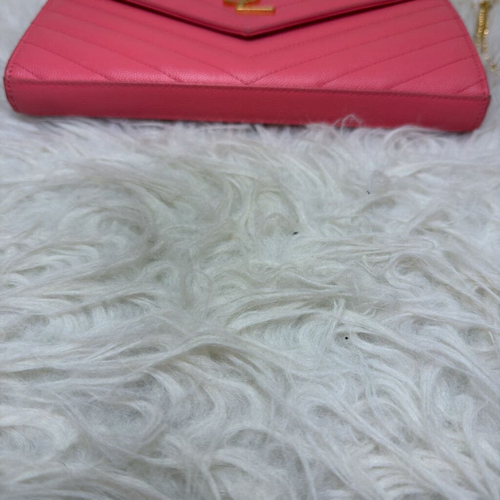 Cassandre Matelasse Envelope Pink