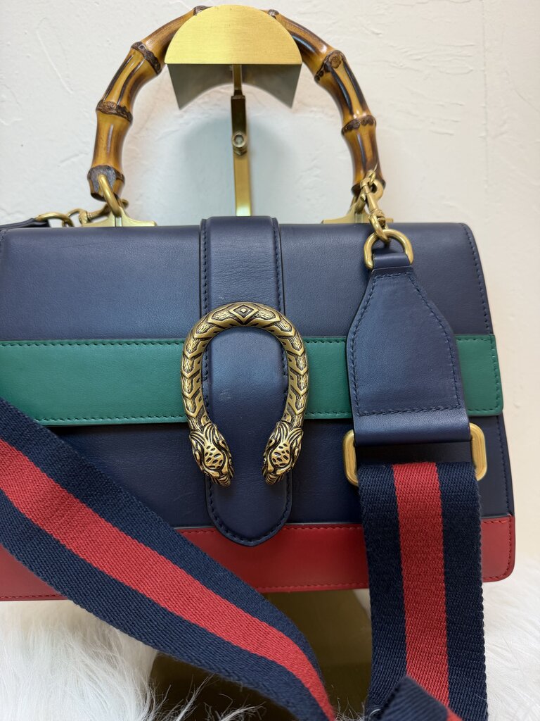 Sylvie Web Dionysus Medium