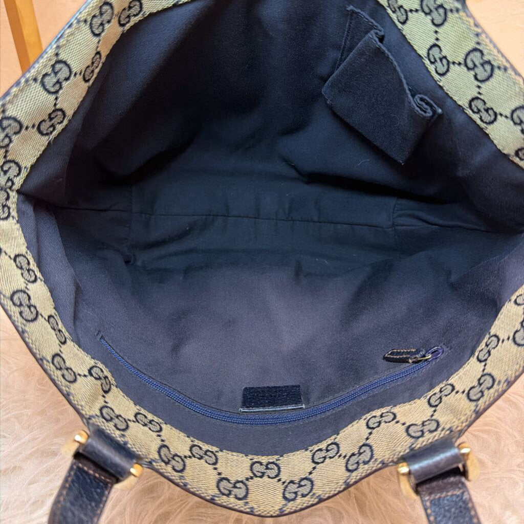 Gucci Black Leather Handbag