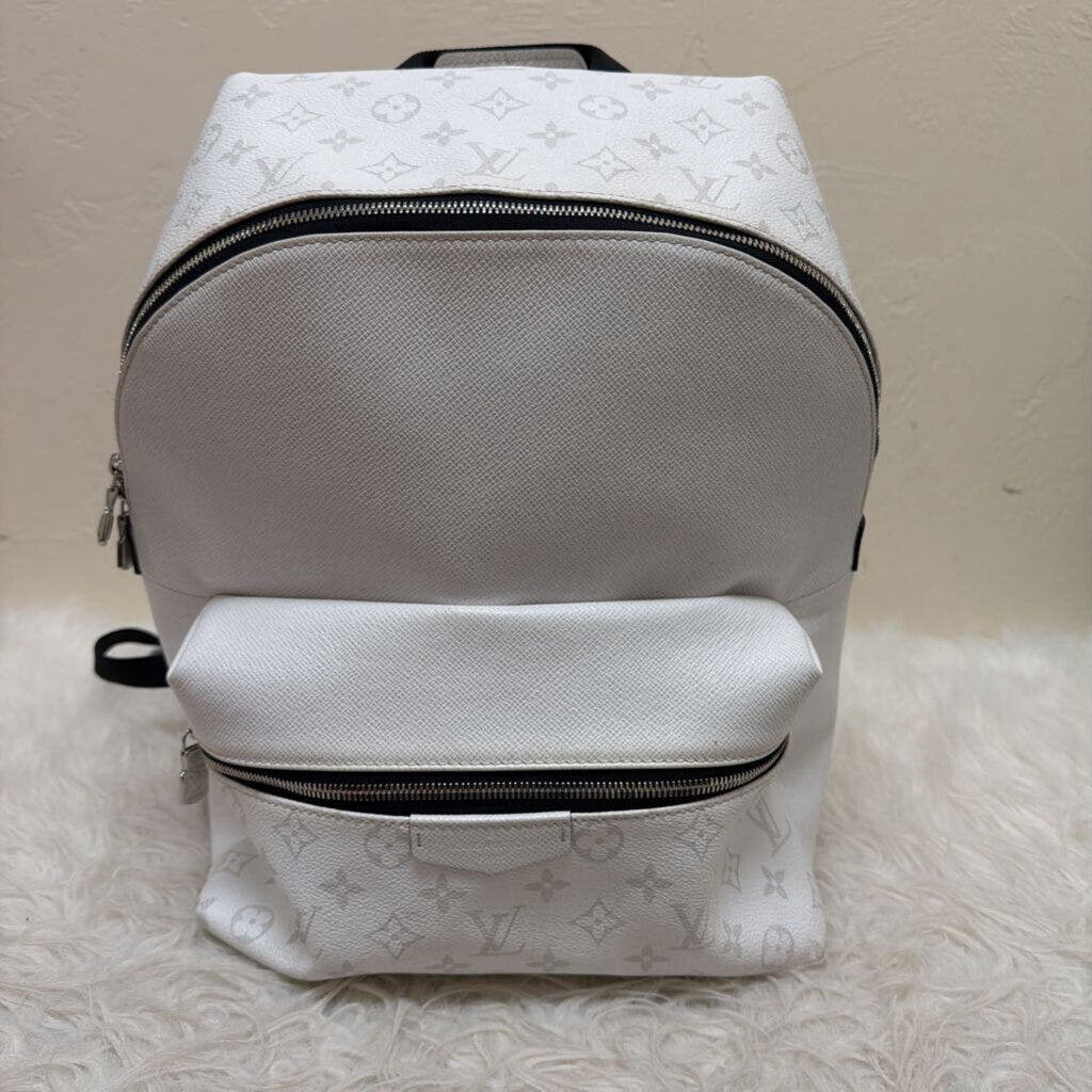 Discovery Backpack Blanc Taigarama Monogram PM