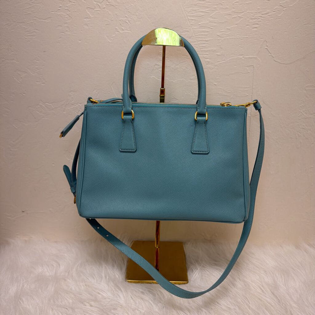 Saffiano Leather Galleria Double Zip Medium