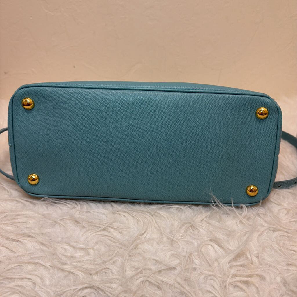 Saffiano Leather Galleria Double Zip Medium