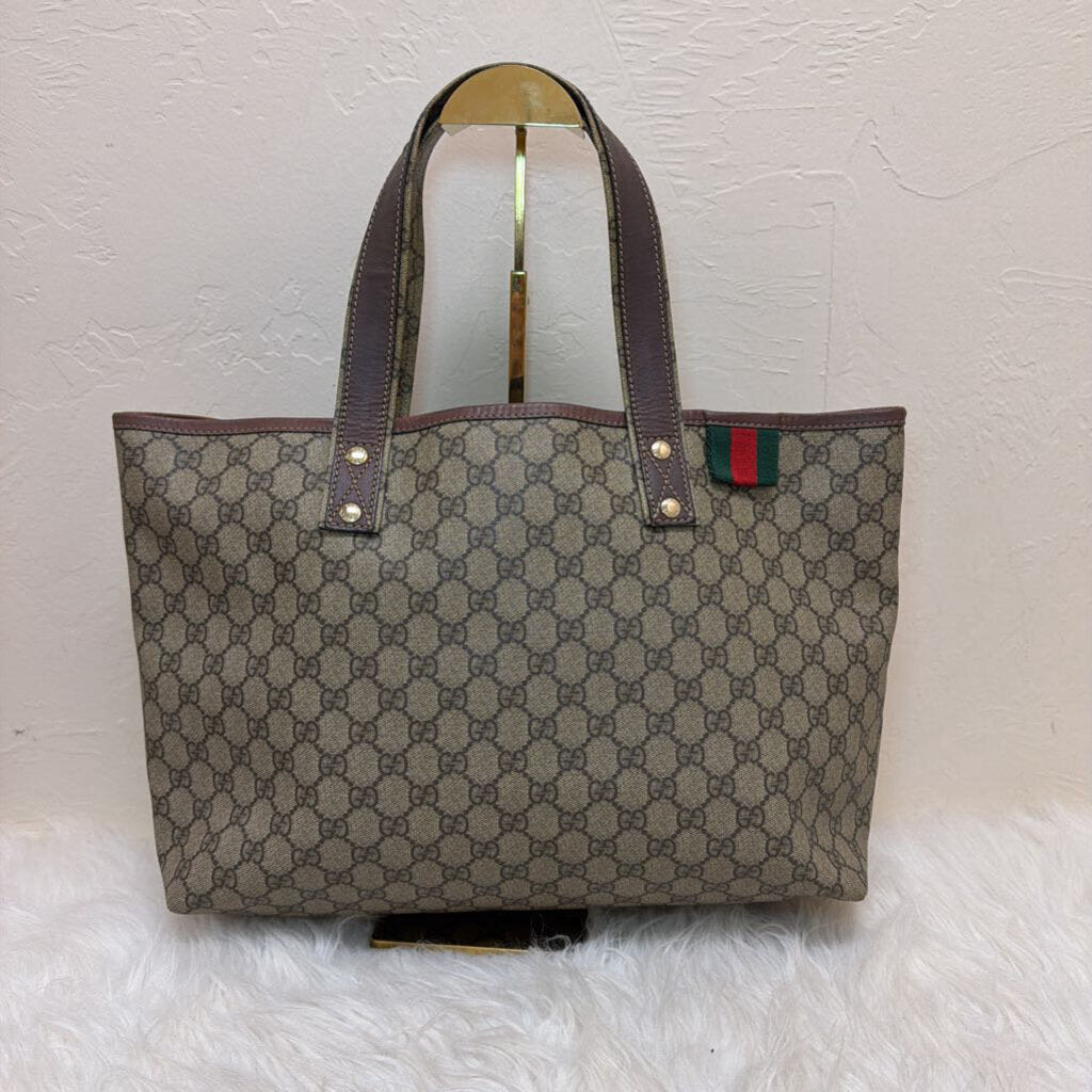 GG Supreme Tote Medium