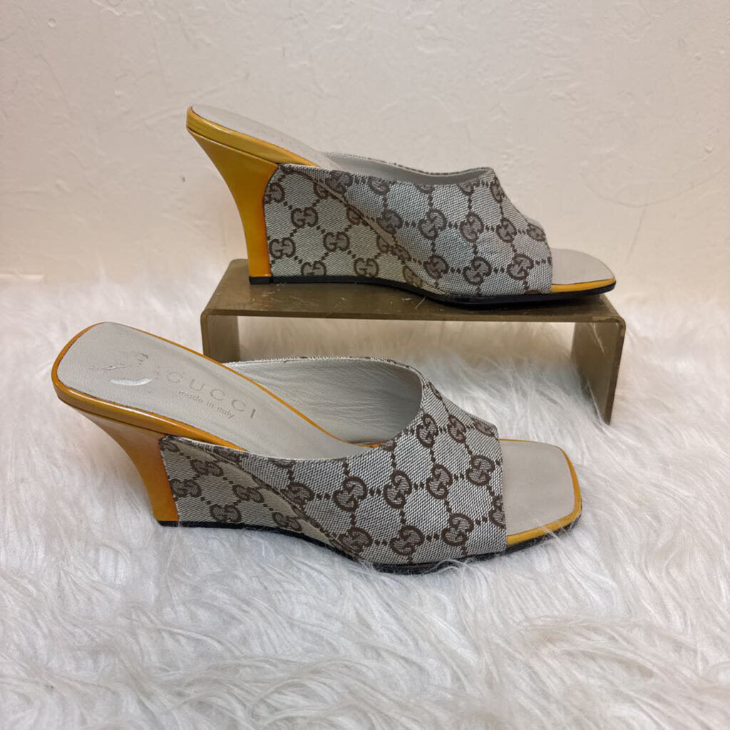 Gucci Monogram Open Toe Wedges