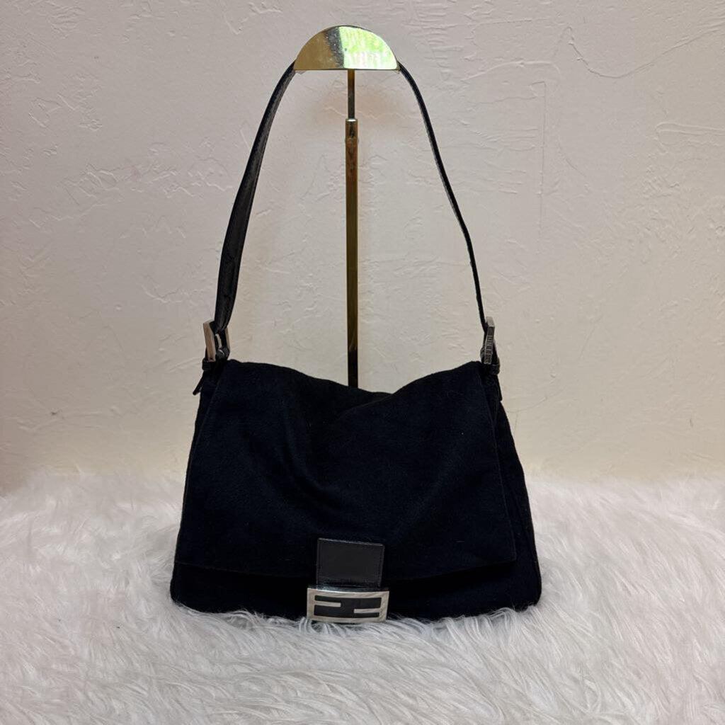 Black Cloth Mama Baguette