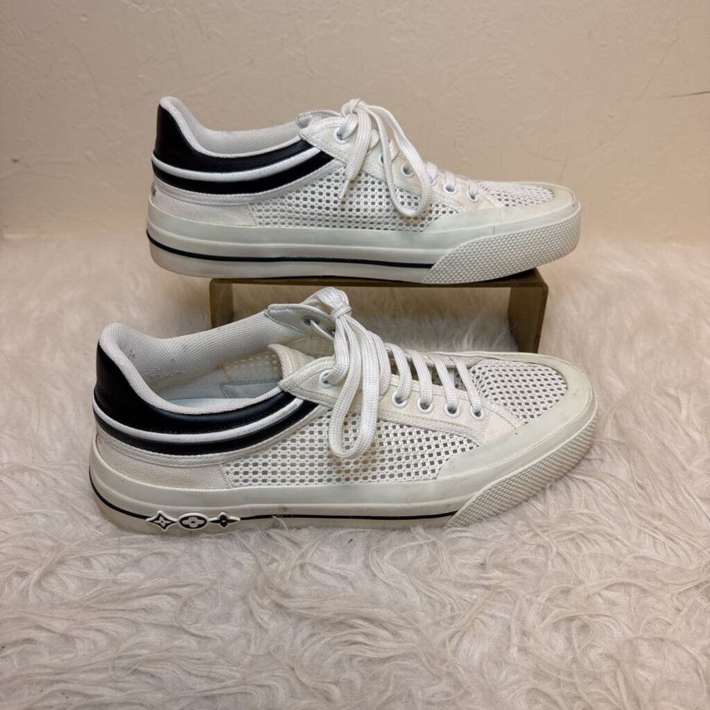 Staples Edition Skate Sneakers (Box and Dust Bag)