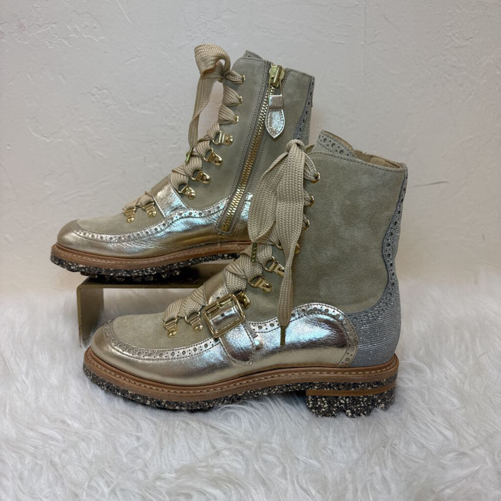 Miss Clementine Metallic w/box