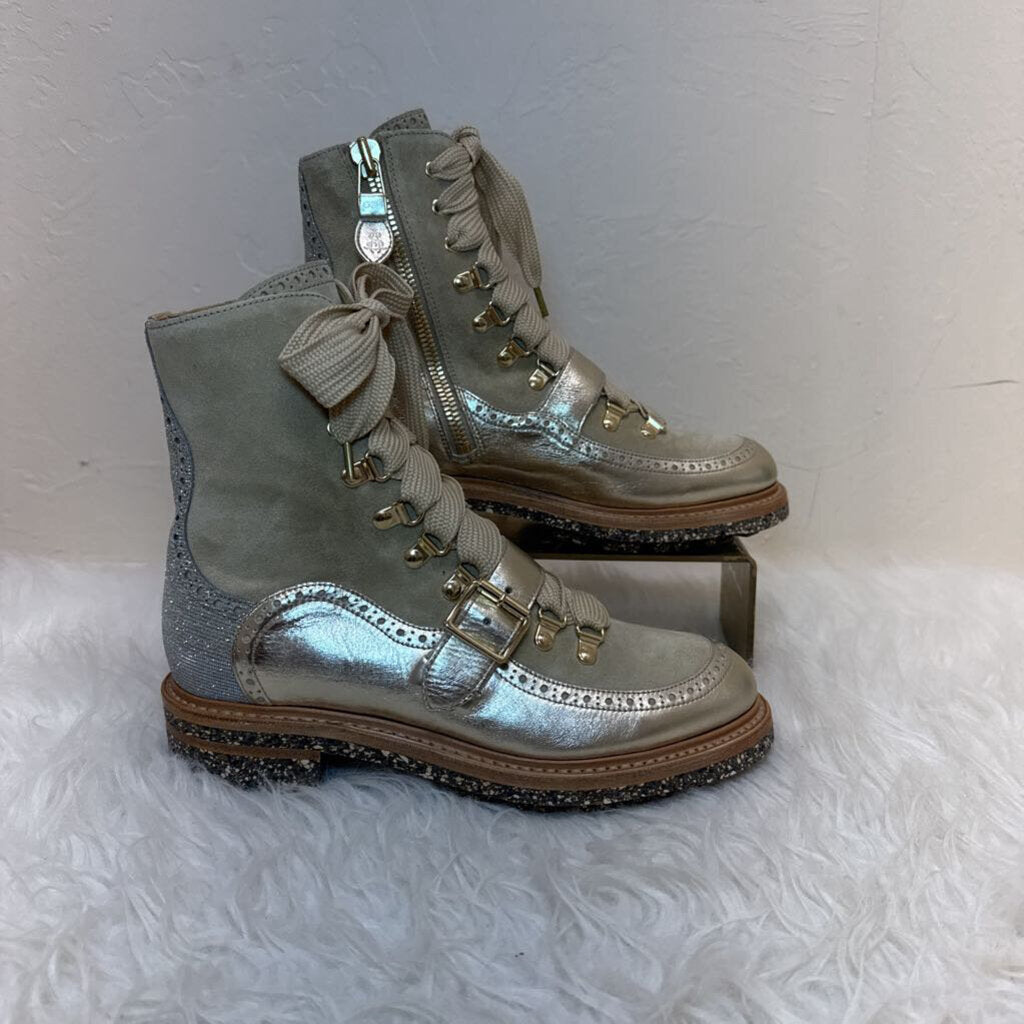 Miss Clementine Metallic w/box