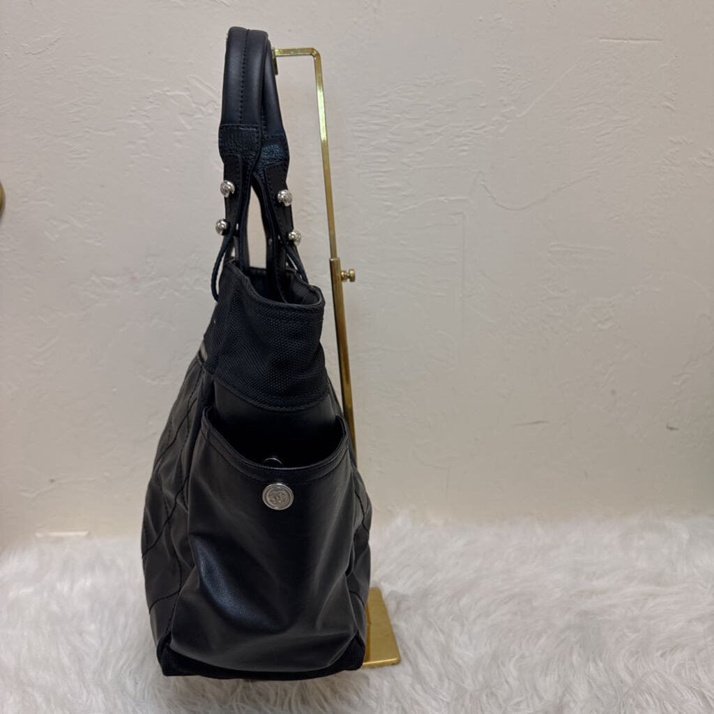 Paris-Biarritz Tote