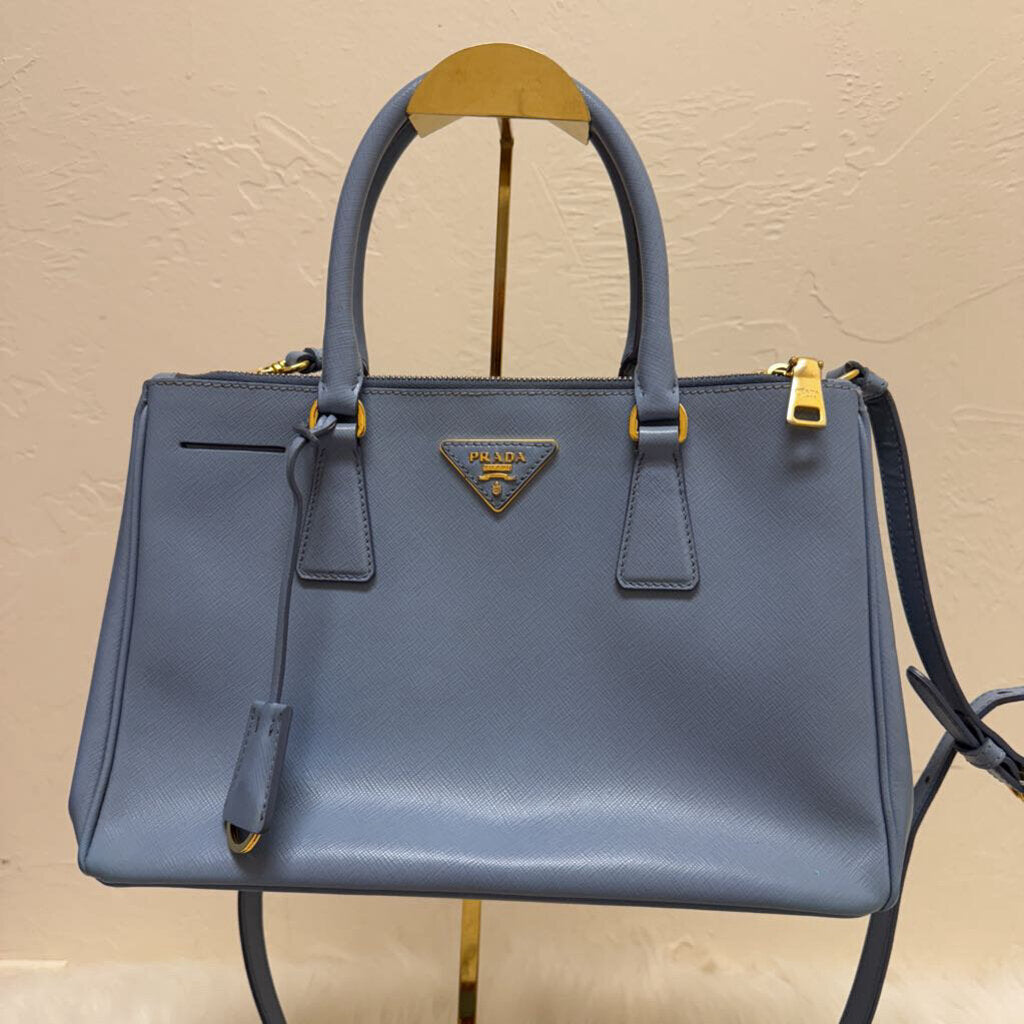 Saffiano Leather Galleria Double Zip Medium