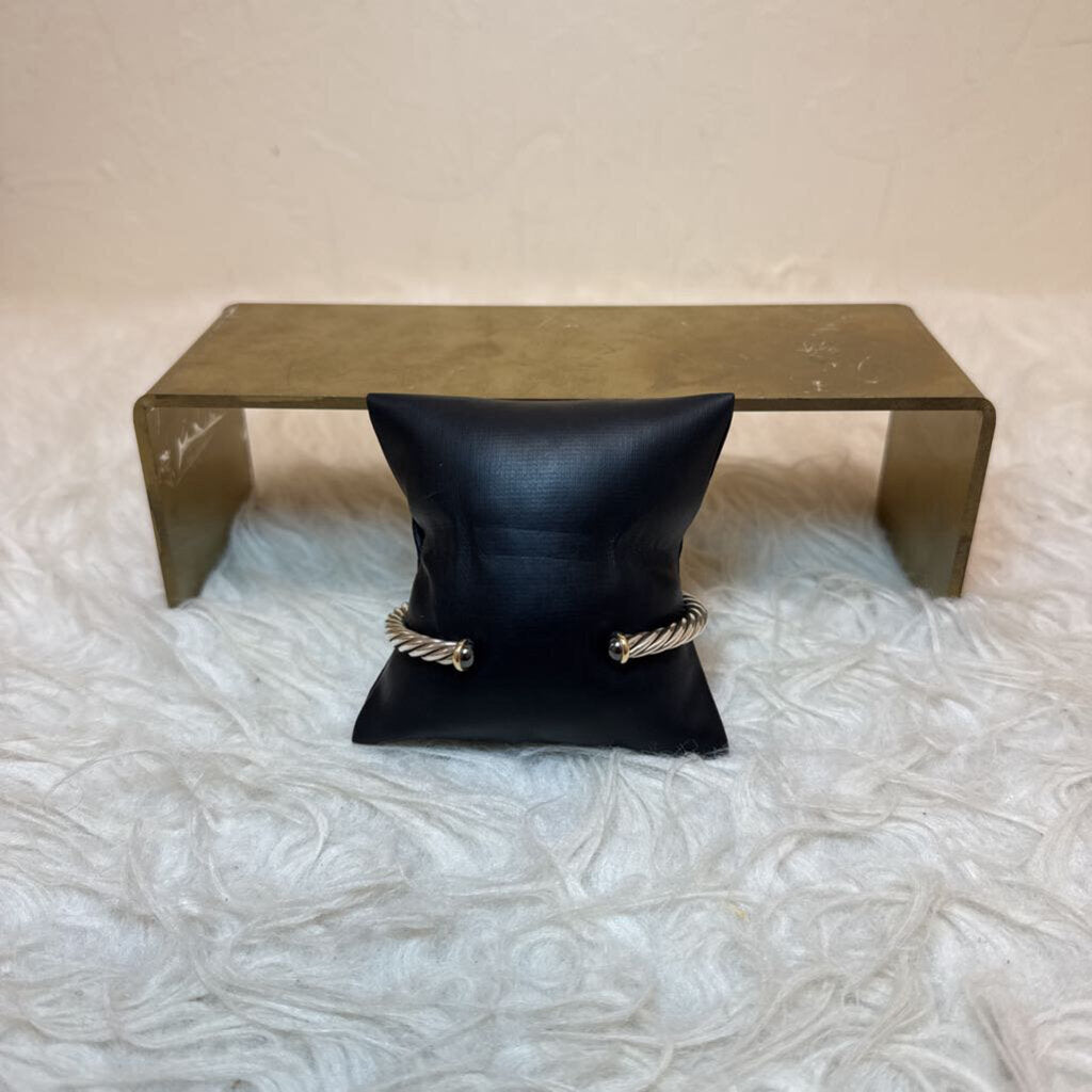 Cable Cuff