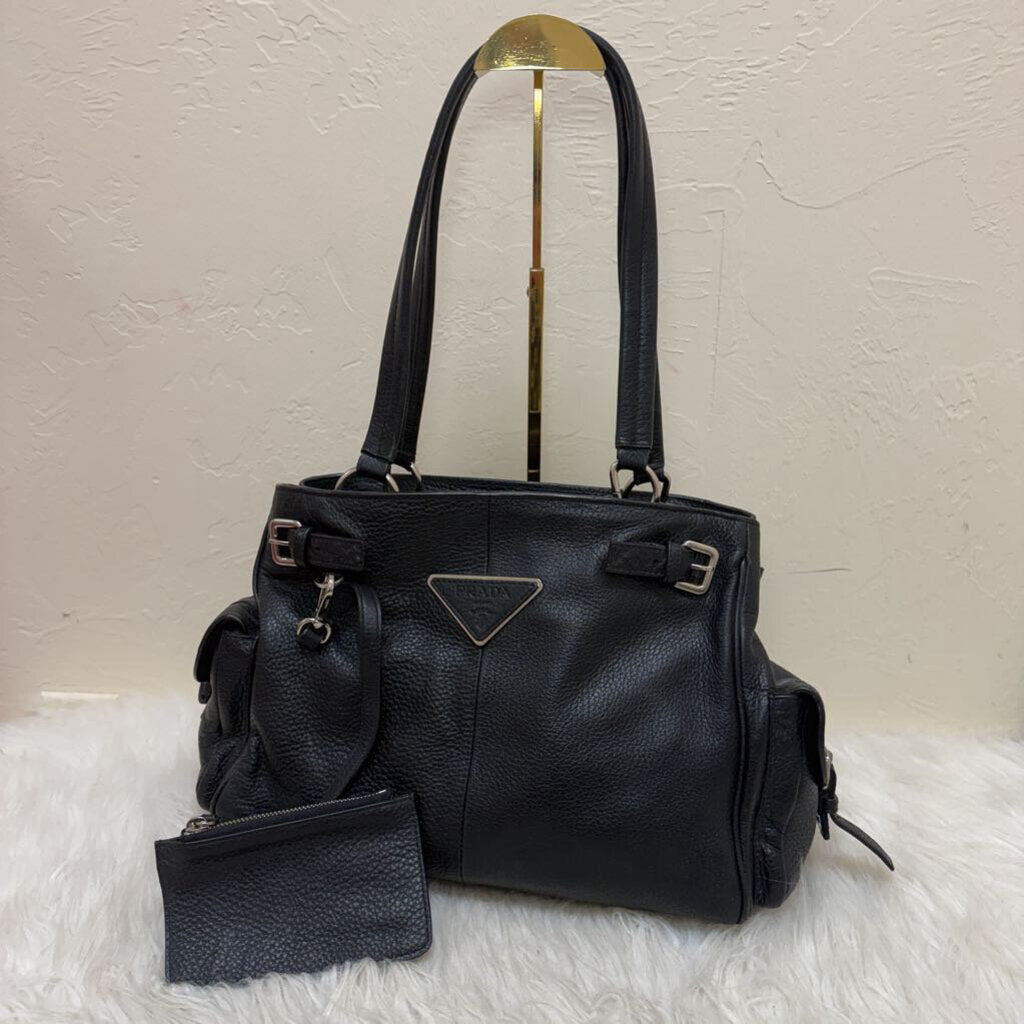 Vitello Daino Leather Shoulder Bag w/ Silver Hardware