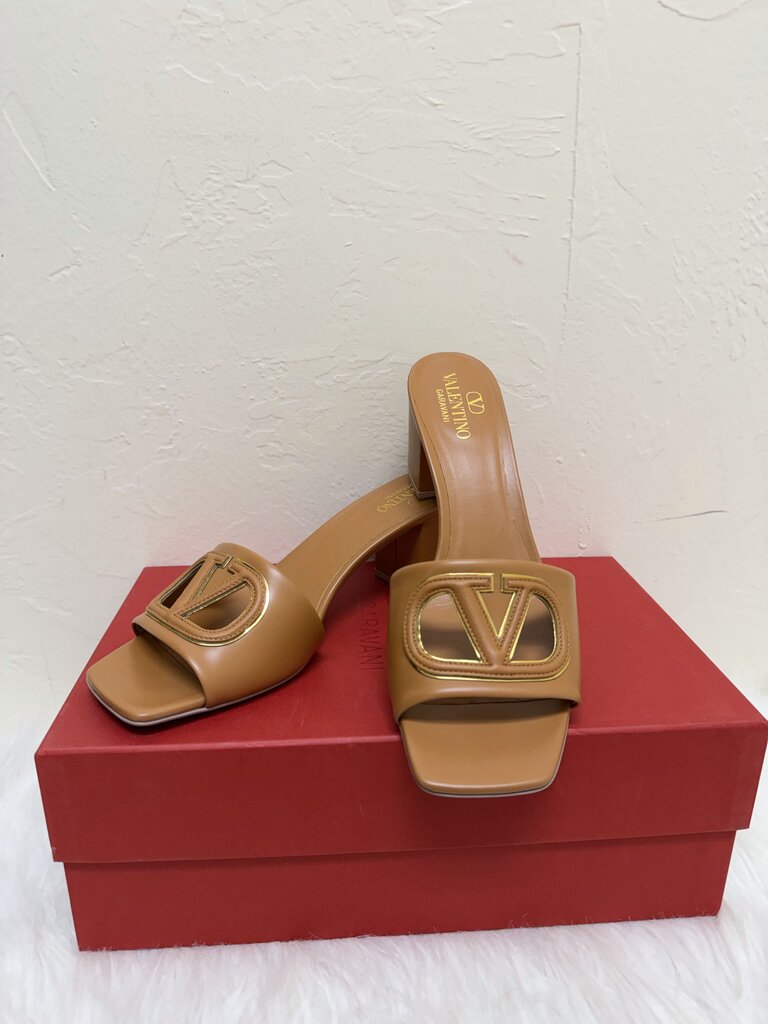 VLogo Cut-out Slide Sandal NWB