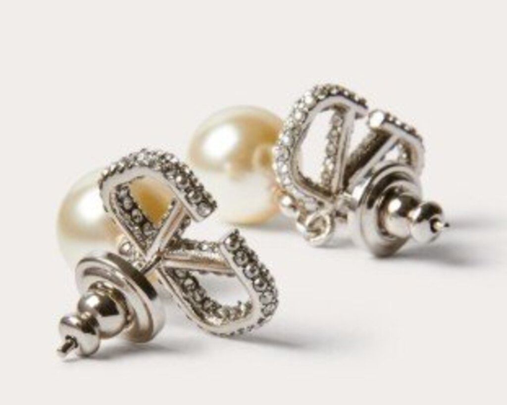 Garavani VLogo Signature featuring Crystals