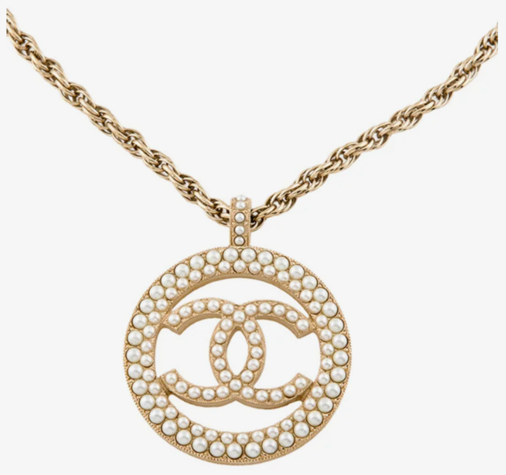 23V Faux Pearl Gold-Plated Round Pendant