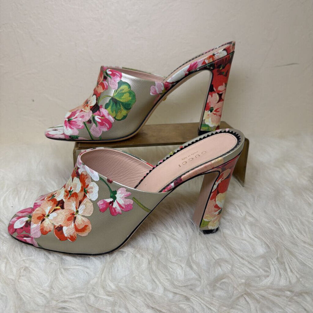 Blooms Print Slide Heels