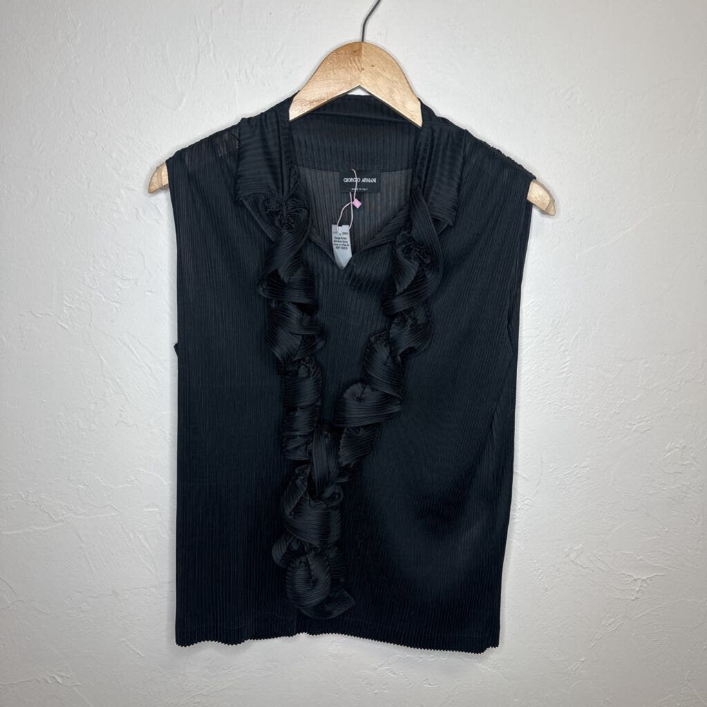 sleeveless dressy blouse w ruffles