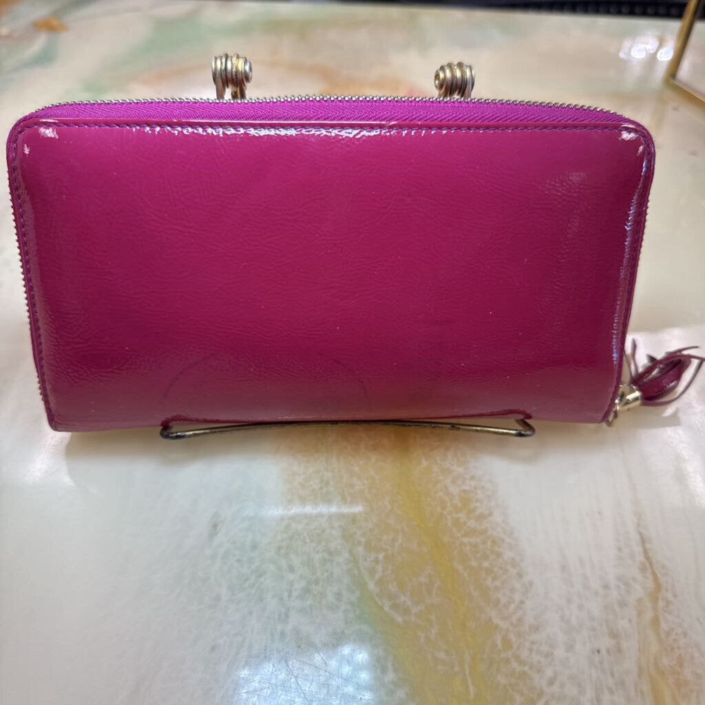 soho zip wallet