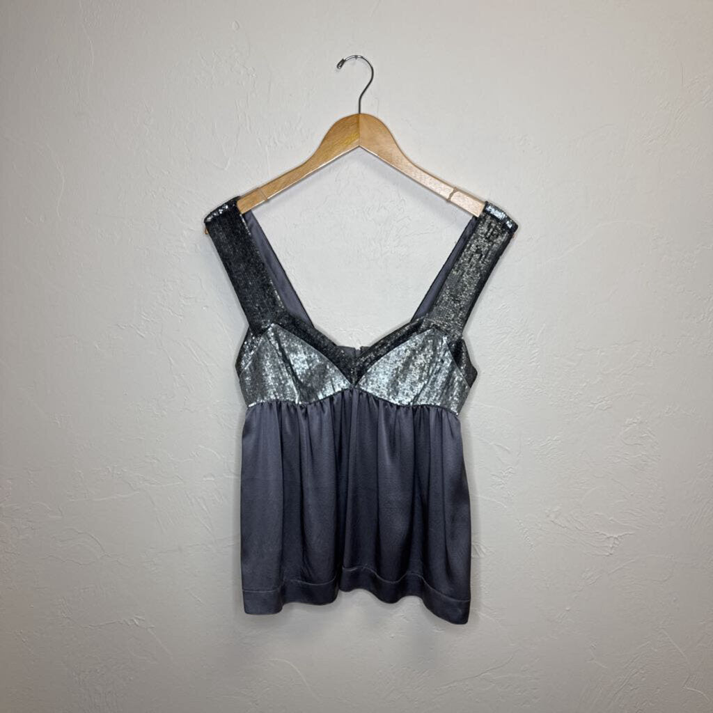 SLEEVELESS