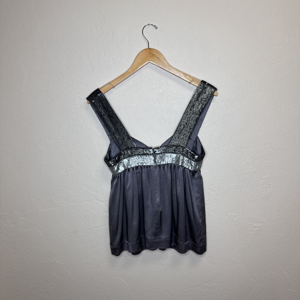 SLEEVELESS