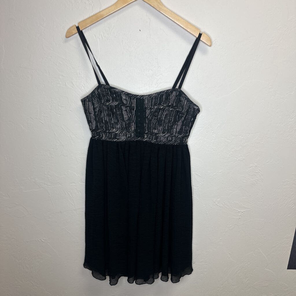 black lace cocktail dress