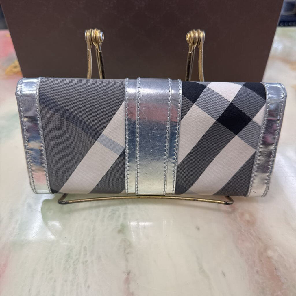 SIlver Metallic Continental Wallet
